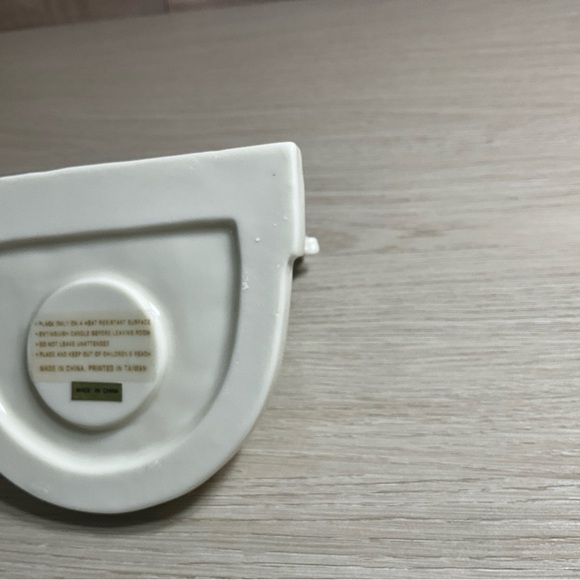 HOME FOR THE HOLIDAYS Candle Holder Porcelain Santa 1997 #877018 - Picture 9 of 10